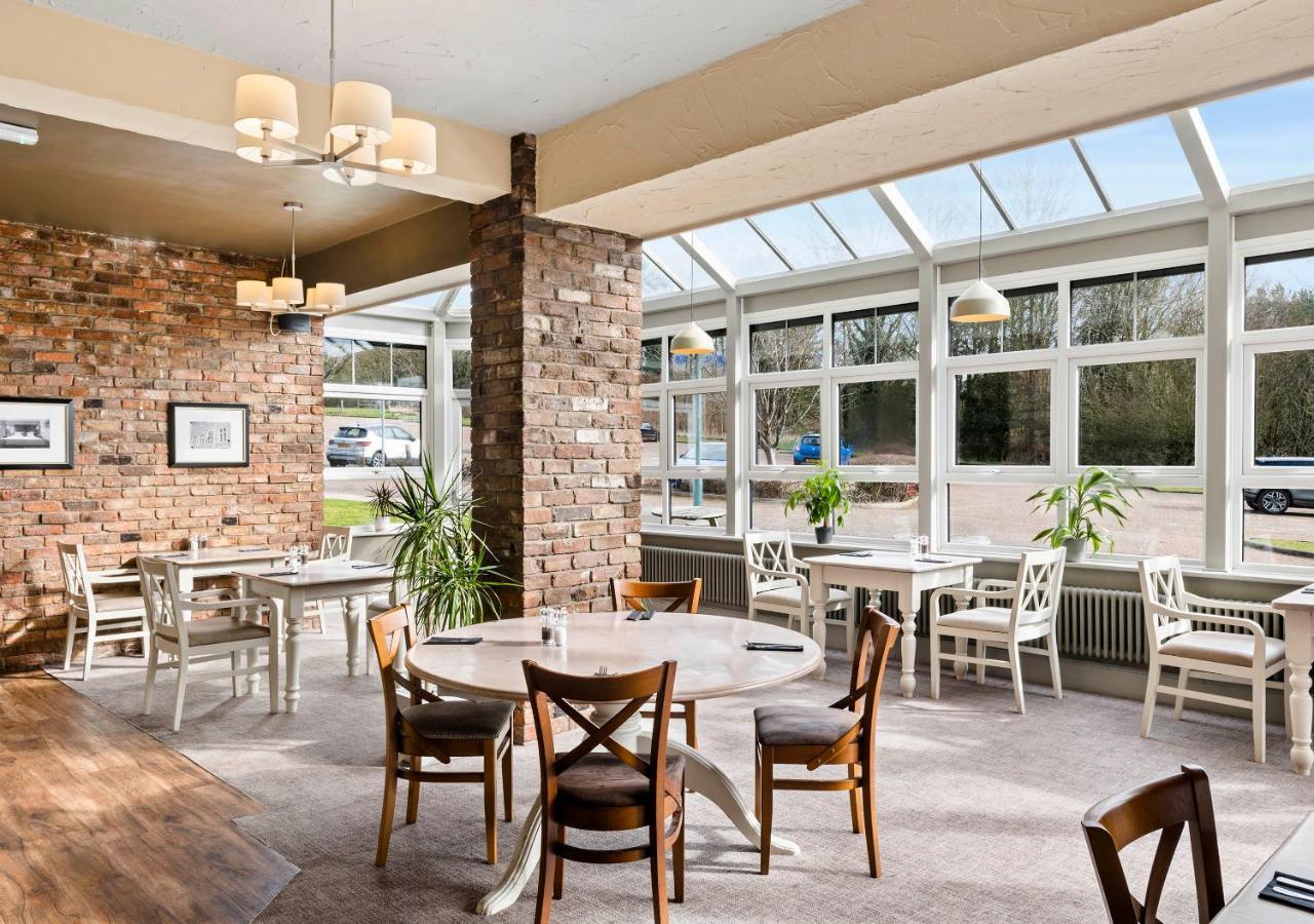 Dragonfly Hotel Colchester Exterior foto
